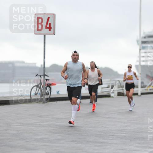 13.09.2026 - Kiel Lauf Andreas Tolksdorf http://msf.ph/oto/10407495 13.09.2026 11:38:33 Kiellinie 4 meine-sportfotos.de