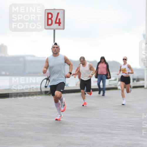 13.09.2026 - Kiel Lauf Andreas Tolksdorf http://msf.ph/oto/10407519 13.09.2026 11:38:34 Kiellinie 4 meine-sportfotos.de