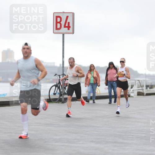 13.09.2026 - Kiel Lauf Andreas Tolksdorf http://msf.ph/oto/10407524 13.09.2026 11:38:34 Kiellinie 4 meine-sportfotos.de