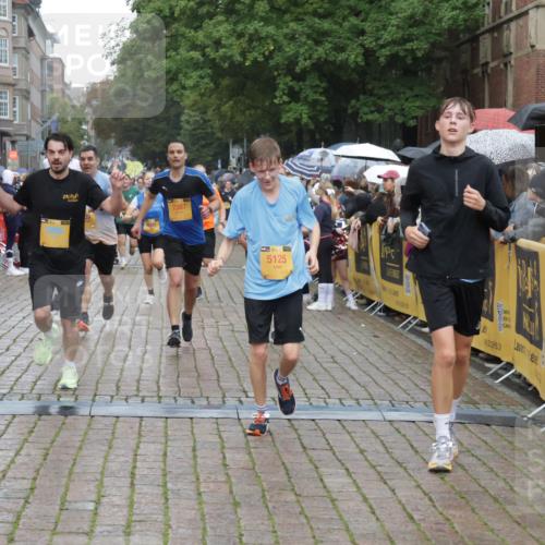 13.09.2026 - Kiel Lauf Yannick Fuchs http://msf.ph/oto/10407558 13.09.2026 10:35:03 Ziel 1640, 2268, 3400, 3470, 3603, 4028, 4449, 5247, 6578, 7960, 9220, 9541, 9853, 9988, 10065, 10361, 10676, 12095, 1307, 1667, 2044, 2432, 2449, 2465, 3180, 3547, 3864, 4351, 4608, 4723, 4735, 5125, 5218, 5576, 5737, 5996, 6225, 6260, 6941, 7006, 7273, 7387, 7672, 7928, 8195, 8480, 8746, 9276, 9389, 10549, 10904, 10905, 11163, 11374, 400, 1784, 2390, 2687, 4022, 4951, 5293, 5386, 6603, 7971, 8164, 8266, 8750, 9261, 9264, 10475, 11368, 11568, 11758, 93, 4351, 4735 meine-sportfotos.de