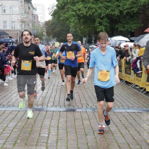 13.09.2026 - Kiel Lauf Yannick Fuchs http://msf.ph/oto/10407569 13.09.2026 10:35:04 Ziel 1640, 2268, 3400, 3470, 3603, 4028, 4449, 4951, 5247, 5386, 6578, 7960, 8266, 9220, 9541, 9853, 9988, 10065, 10361, 10676, 11368, 12095, 1307, 1667, 2044, 2432, 2449, 2465, 3180, 3470, 3547, 3603, 3864, 4351, 4608, 4723, 4735, 5218, 5576, 5737, 6225, 6260, 6941, 7006, 7273, 7387, 7672, 7928, 8195, 8480, 8746, 9276, 9389, 10549, 10904, 10905, 11163, 11374, 400, 1784, 2390, 2687, 4022, 5293, 6603, 7971, 8164, 8750, 9261, 9264, 10475, 11568, 11758, 93, 4351, 4735 meine-sportfotos.de