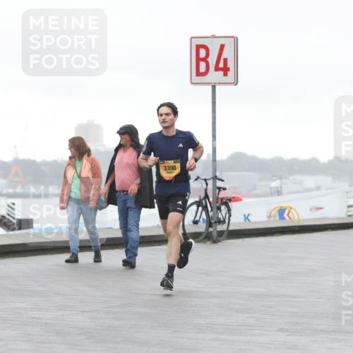 13.09.2026 - Kiel Lauf Andreas Tolksdorf http://msf.ph/oto/10407598 13.09.2026 11:38:46 Kiellinie 3398, 4 meine-sportfotos.de
