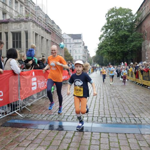 13.09.2026 - Kiel Lauf Yannick Fuchs http://msf.ph/oto/10407599 13.09.2026 09:01:07 Ziel 1662, 7982, 9503, 12506, 282, 1446, 3135, 3268, 3611, 6561, 7487, 7991, 10304, 10561, 10562, 10636, 11425, 300, 1794, 2553, 3578, 4784, 6257, 7613, 8614, 8691, 11562, 11901, 12436, 897, 4093, 6487, 10304, 10561, 10562 meine-sportfotos.de