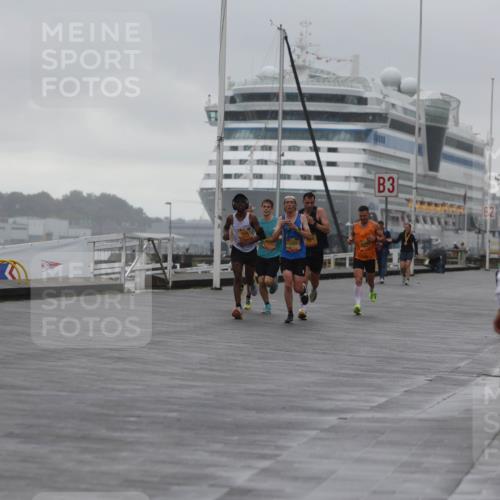 13.09.2026 - Kiel Lauf Andreas Tolksdorf http://msf.ph/oto/10407615 13.09.2026 11:39:13 Kiellinie 4, 3, 81 meine-sportfotos.de