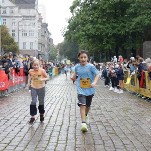 13.09.2026 - Kiel Lauf Yannick Fuchs http://msf.ph/oto/10407616 13.09.2026 09:01:10 Ziel 1662, 7982, 9503, 12506, 282, 1446, 3135, 3268, 3611, 6561, 7487, 7991, 9503, 10636, 11425, 12506, 300, 1794, 2553, 3578, 4784, 6257, 7613, 8614, 8691, 11562, 11901, 12436, 282, 1446, 4093, 10304, 10561, 10562 meine-sportfotos.de