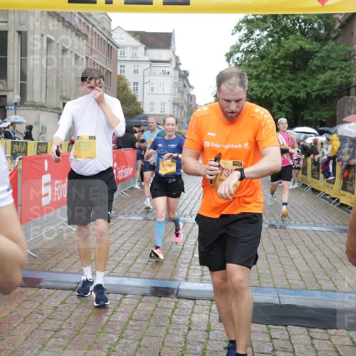 13.09.2026 - Kiel Lauf Yannick Fuchs http://msf.ph/oto/10407654 13.09.2026 10:35:08 Ziel 1640, 2268, 3400, 4022, 4028, 4449, 4951, 5247, 5386, 6578, 6603, 7960, 8164, 8266, 8750, 9220, 9261, 9264, 9541, 9853, 9988, 10065, 10361, 10475, 10676, 11368, 12095, 1307, 1667, 2044, 2432, 2449, 3180, 3470, 3547, 3603, 3864, 4608, 5218, 5576, 6225, 6941, 7006, 7273, 7672, 7928, 8195, 8480, 8746, 9276, 9389, 10361, 10549, 10904, 10905, 11163, 11374, 400, 1784, 2390, 2687, 5293, 6381, 6849, 7710, 7971, 8436, 9143, 11568, 11758, 12774, 2044, 3180, 3864, 4351, 4608, 4735 meine-sportfotos.de