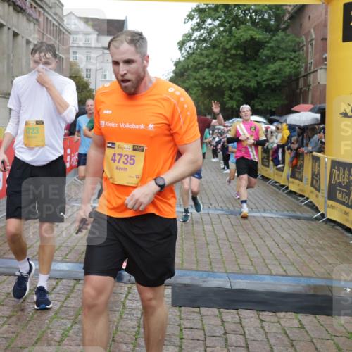 13.09.2026 - Kiel Lauf Yannick Fuchs http://msf.ph/oto/10407666 13.09.2026 10:35:09 Ziel 1640, 2268, 3400, 4022, 4028, 4449, 4951, 5247, 5386, 6578, 6603, 7960, 8164, 8266, 8750, 9220, 9261, 9264, 9541, 9853, 9988, 10065, 10475, 10676, 11368, 12095, 1307, 1667, 2044, 2432, 2449, 3180, 3470, 3547, 3603, 3864, 4608, 5218, 5576, 6225, 6941, 7006, 7273, 7672, 7928, 8195, 8480, 8746, 9276, 9389, 10361, 10549, 10904, 10905, 11163, 11374, 400, 1784, 2390, 2687, 5293, 5817, 6381, 6849, 7710, 7971, 8436, 9143, 11568, 11758, 12774, 2044, 3180, 3864, 4351, 4608, 4735 meine-sportfotos.de