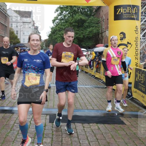 13.09.2026 - Kiel Lauf Yannick Fuchs http://msf.ph/oto/10407699 13.09.2026 10:35:11 Ziel 1640, 2390, 2687, 3400, 4022, 4028, 4449, 4951, 5247, 5386, 6578, 6603, 7960, 8164, 8266, 8750, 9220, 9261, 9264, 9541, 9853, 9988, 10065, 10475, 10676, 11368, 11758, 12095, 1307, 1667, 2268, 2432, 2449, 3470, 3547, 3603, 5218, 5576, 6225, 6941, 7006, 7273, 7672, 7960, 8195, 8746, 9276, 9389, 9988, 10361, 10549, 11163, 11374, 400, 1784, 5293, 5817, 6381, 6849, 7710, 7971, 8436, 9143, 10017, 11568, 12774, 2044, 3180, 3864, 4351, 4608, 4735, 6941 meine-sportfotos.de