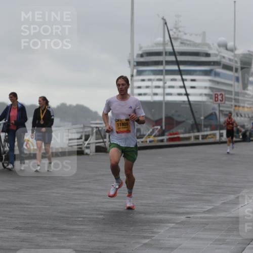 13.09.2026 - Kiel Lauf Andreas Tolksdorf http://msf.ph/oto/10407712 13.09.2026 11:39:44 Kiellinie 4, 11809, 3 meine-sportfotos.de