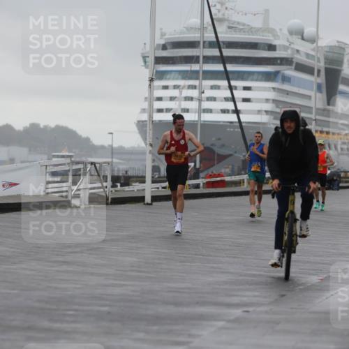 13.09.2026 - Kiel Lauf Andreas Tolksdorf http://msf.ph/oto/10407735 13.09.2026 11:39:51 Kiellinie 7833, 2, 1 meine-sportfotos.de