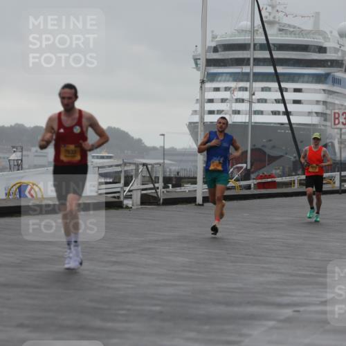 13.09.2026 - Kiel Lauf Andreas Tolksdorf http://msf.ph/oto/10407759 13.09.2026 11:39:54 Kiellinie 4, 7833, 3, 2 meine-sportfotos.de