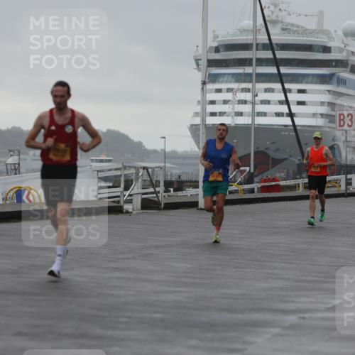 13.09.2026 - Kiel Lauf Andreas Tolksdorf http://msf.ph/oto/10407765 13.09.2026 11:39:54 Kiellinie 4, 3, 2 meine-sportfotos.de