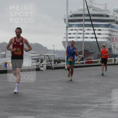 13.09.2026 - Kiel Lauf Andreas Tolksdorf http://msf.ph/oto/10407766 13.09.2026 11:39:54 Kiellinie 4, 33, 3, 2, 1 meine-sportfotos.de