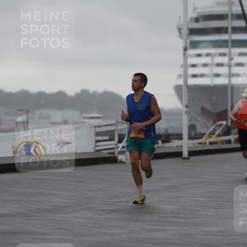 13.09.2026 - Kiel Lauf Andreas Tolksdorf http://msf.ph/oto/10407789 13.09.2026 11:39:56 Kiellinie 6182 meine-sportfotos.de