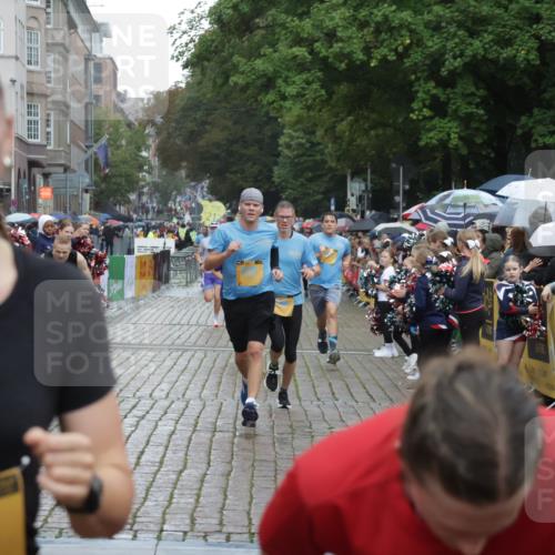 13.09.2026 - Kiel Lauf Yannick Fuchs http://msf.ph/oto/10407794 13.09.2026 10:35:22 Ziel 400, 1784, 2390, 2687, 5293, 6381, 6849, 7710, 7971, 8436, 8750, 9143, 9261, 9264, 10475, 11568, 11758, 1640, 2268, 3400, 3470, 3547, 3603, 4022, 4028, 4449, 4951, 5218, 5247, 5386, 6578, 6603, 7006, 7273, 7960, 8164, 8195, 8266, 8750, 9220, 9541, 9853, 9988, 10065, 10361, 10676, 11163, 11368, 12095, 100, 215, 1376, 1993, 2248, 3124, 3790, 4538, 5151, 5698, 5817, 7215, 7280, 8002, 8079, 8415, 8432, 8660, 8973, 10017, 10483, 11181, 11363, 12774, 1667, 6225 meine-sportfotos.de