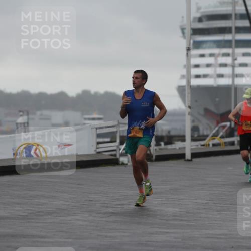 13.09.2026 - Kiel Lauf Andreas Tolksdorf http://msf.ph/oto/10407795 13.09.2026 11:39:56 Kiellinie 9253 meine-sportfotos.de
