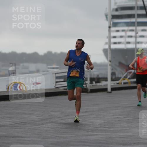 13.09.2026 - Kiel Lauf Andreas Tolksdorf http://msf.ph/oto/10407802 13.09.2026 11:39:56 Kiellinie 6182 meine-sportfotos.de
