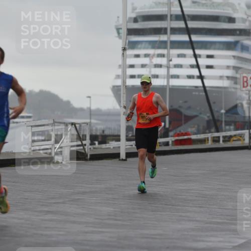 13.09.2026 - Kiel Lauf Andreas Tolksdorf http://msf.ph/oto/10407823 13.09.2026 11:39:58 Kiellinie 9253, 3 meine-sportfotos.de