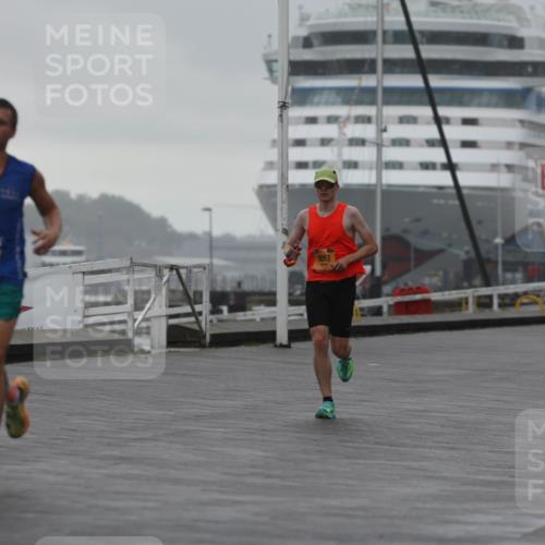 13.09.2026 - Kiel Lauf Andreas Tolksdorf http://msf.ph/oto/10407826 13.09.2026 11:39:58 Kiellinie 9253, 3 meine-sportfotos.de