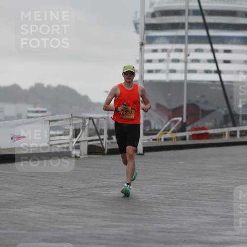 13.09.2026 - Kiel Lauf Andreas Tolksdorf http://msf.ph/oto/10407835 13.09.2026 11:39:59 Kiellinie 3 meine-sportfotos.de