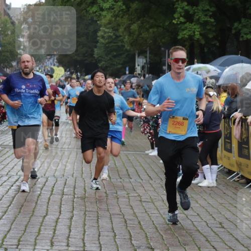 13.09.2026 - Kiel Lauf Yannick Fuchs http://msf.ph/oto/10407862 13.09.2026 10:35:34 Ziel 100, 1993, 3124, 3790, 5151, 5698, 5817, 6381, 6849, 7280, 7710, 8436, 8660, 8973, 9143, 10017, 10483, 11181, 11363, 12766, 12774, 400, 1640, 1784, 2268, 2390, 2687, 3400, 4022, 4028, 4449, 4951, 5247, 5293, 5386, 6578, 6603, 7960, 7971, 8164, 8266, 8750, 9220, 9261, 9264, 9541, 9853, 9988, 10065, 10475, 10676, 11368, 11568, 11758, 12095, 215, 343, 1376, 2116, 2248, 2494, 4538, 6085, 6645, 7215, 7721, 8002, 8079, 8393, 8415, 8432, 8747, 10701, 10835 meine-sportfotos.de