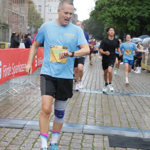 13.09.2026 - Kiel Lauf Yannick Fuchs http://msf.ph/oto/10407882 13.09.2026 10:35:36 Ziel 100, 1376, 1993, 3124, 3790, 4538, 5151, 5698, 5817, 6381, 6849, 7280, 7710, 8079, 8432, 8436, 8660, 8973, 10017, 10483, 11181, 11363, 12766, 12774, 400, 1640, 1784, 2390, 2687, 3400, 4022, 4028, 4449, 4951, 5247, 5293, 5386, 6381, 6578, 6603, 7710, 7960, 7971, 8164, 8266, 8750, 9143, 9220, 9261, 9264, 9541, 9853, 9988, 10065, 10475, 10676, 11368, 11568, 11758, 12095, 215, 343, 2116, 2248, 2494, 6085, 6645, 7215, 7721, 8002, 8393, 8415, 8557, 8747, 10701, 10835, 10998 meine-sportfotos.de