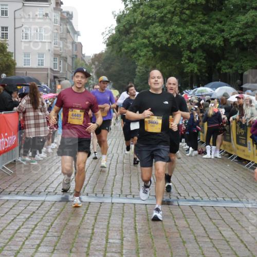 13.09.2026 - Kiel Lauf Yannick Fuchs http://msf.ph/oto/10407908 13.09.2026 10:35:40 Ziel 100, 215, 1376, 1993, 2116, 2248, 3124, 3790, 4538, 5151, 5698, 6085, 6645, 7215, 7280, 8002, 8079, 8415, 8432, 8660, 8973, 10017, 10483, 10701, 11181, 11363, 12766, 400, 1640, 1784, 2390, 2687, 3400, 4022, 4449, 4951, 5293, 5386, 5817, 6381, 6578, 6603, 6849, 7710, 7971, 8164, 8266, 8436, 8750, 9143, 9220, 9261, 9264, 10017, 10065, 10475, 10676, 11368, 11568, 11758, 12095, 12774, 343, 2494, 3811, 6634, 6957, 7619, 7721, 8393, 8557, 8747, 10835, 10998, 1640 meine-sportfotos.de