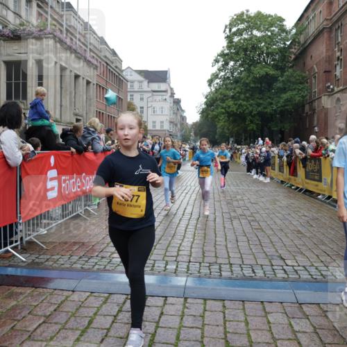 13.09.2026 - Kiel Lauf Yannick Fuchs http://msf.ph/oto/10407915 13.09.2026 09:01:45 Ziel 1353, 1355, 1959, 2321, 2568, 3362, 4415, 6315, 7210, 9285, 9287, 9615, 11772, 12626, 300, 1662, 1794, 2553, 3362, 3578, 4784, 6257, 7613, 7982, 8614, 8691, 11562, 11901, 12296, 12436, 911, 2916, 3592, 5577, 6062, 6562, 7062, 9501, 11119, 11578, 12211, 12321, 12539, 1662, 7982 meine-sportfotos.de