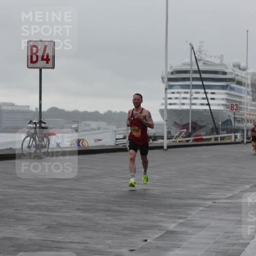 13.09.2026 - Kiel Lauf Andreas Tolksdorf http://msf.ph/oto/10408008 13.09.2026 11:40:32 Kiellinie 663, 4, 9316, 3 meine-sportfotos.de