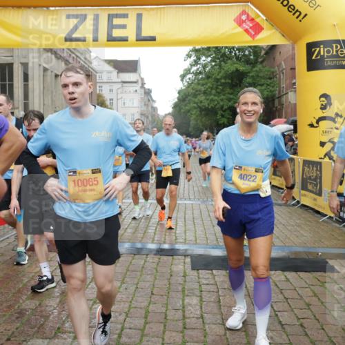 13.09.2026 - Kiel Lauf Yannick Fuchs http://msf.ph/oto/10408014 13.09.2026 10:35:49 Ziel 215, 343, 1376, 2116, 2248, 2494, 4538, 6085, 6645, 7215, 7721, 8002, 8079, 8393, 8415, 8432, 8747, 10701, 10835, 11567, 11903, 100, 400, 1784, 1993, 2390, 2687, 3124, 3790, 5151, 5293, 5698, 5817, 6381, 6849, 7280, 7710, 7971, 8436, 8660, 8973, 9143, 10017, 10483, 11181, 11363, 11568, 11758, 12766, 12774, 867, 1321, 2541, 3634, 3811, 4889, 5947, 6634, 6957, 7619, 8224, 8557, 10860, 10998, 11662, 12286, 2390, 2687, 4022, 9261 meine-sportfotos.de