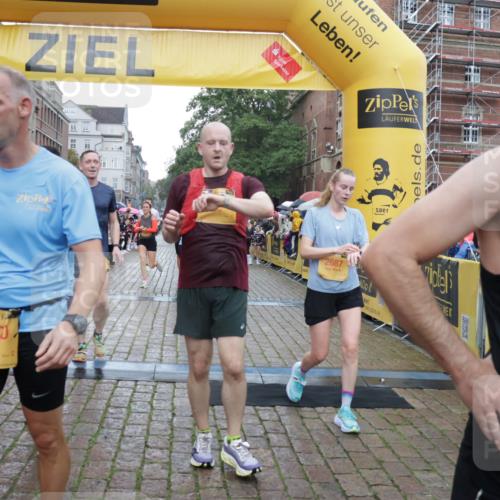 13.09.2026 - Kiel Lauf Yannick Fuchs http://msf.ph/oto/10408072 13.09.2026 10:35:52 Ziel 215, 343, 2116, 2248, 2494, 3811, 6085, 6645, 7215, 7619, 7721, 8002, 8393, 8415, 8557, 8747, 10701, 10835, 10998, 11567, 11903, 100, 215, 400, 1376, 1784, 1993, 2248, 3124, 3790, 4538, 5151, 5293, 5698, 5817, 6381, 6849, 7215, 7280, 7710, 7971, 8002, 8079, 8415, 8432, 8436, 8660, 8973, 9143, 10017, 10483, 11181, 11363, 11568, 12766, 12774, 867, 1321, 2541, 3634, 4889, 4971, 5947, 6634, 6957, 8224, 8579, 10045, 10860, 11662, 12286, 400, 1784, 2390, 2687, 4022, 7971, 9261 meine-sportfotos.de