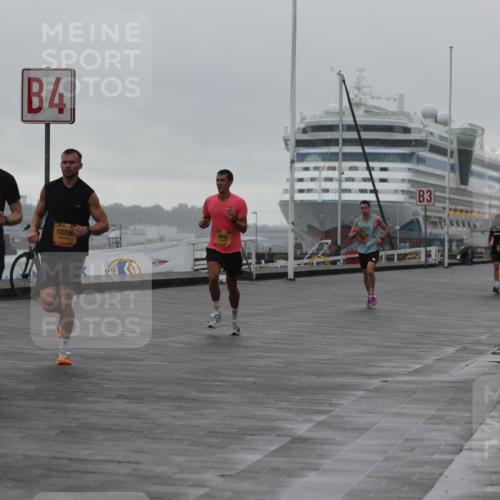 13.09.2026 - Kiel Lauf Andreas Tolksdorf http://msf.ph/oto/10408119 13.09.2026 11:40:43 Kiellinie 2565, 12707, 4, 9855, 10208, 3 meine-sportfotos.de