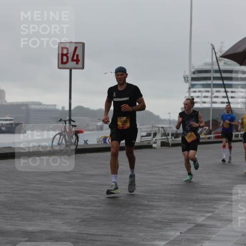 13.09.2026 - Kiel Lauf Andreas Tolksdorf http://msf.ph/oto/10408134 13.09.2026 11:40:52 Kiellinie 4, 5, 4325, 3365, 12196, 83 meine-sportfotos.de
