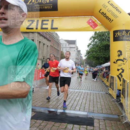 13.09.2026 - Kiel Lauf Yannick Fuchs http://msf.ph/oto/10408212 13.09.2026 10:36:03 Ziel 343, 867, 1321, 2541, 3634, 3811, 4889, 5947, 6634, 6957, 7619, 8393, 8557, 10860, 10998, 11662, 12286, 100, 215, 343, 1376, 1993, 2116, 2248, 2494, 3124, 3790, 4538, 5151, 5698, 5817, 6085, 6645, 7215, 7280, 7721, 8002, 8079, 8415, 8432, 8660, 8747, 8973, 10017, 10483, 10701, 10835, 11181, 11363, 11567, 11903, 12766, 12774, 1003, 1477, 1653, 2286, 4078, 4172, 4971, 7158, 7920, 8224, 8554, 8579, 8743, 9201, 10045, 10075, 10852, 11145, 12022, 5293 meine-sportfotos.de