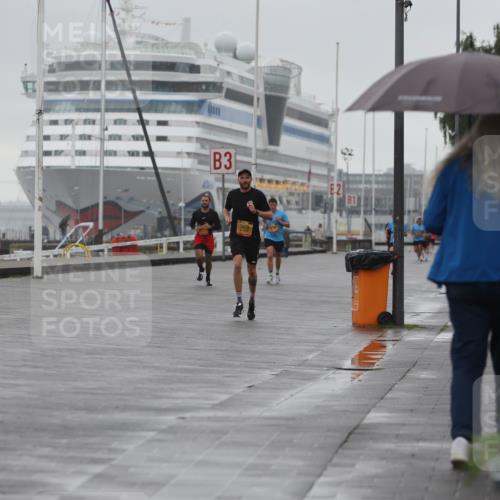 13.09.2026 - Kiel Lauf Andreas Tolksdorf http://msf.ph/oto/10408227 13.09.2026 11:41:00 Kiellinie 12, 82, 3, 2, 3970 meine-sportfotos.de