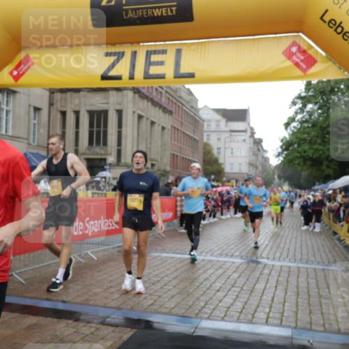 13.09.2026 - Kiel Lauf Yannick Fuchs http://msf.ph/oto/10408242 13.09.2026 10:36:04 Ziel 867, 1321, 2541, 3634, 3811, 4889, 5947, 6634, 6957, 7619, 8224, 8393, 8557, 10860, 10998, 11662, 12286, 100, 215, 343, 1376, 1993, 2116, 2248, 2494, 3124, 3790, 4538, 5151, 5698, 5817, 6085, 6645, 7215, 7280, 7721, 8002, 8079, 8393, 8415, 8432, 8660, 8747, 8973, 10017, 10483, 10701, 10835, 11181, 11363, 11567, 11903, 12766, 1003, 1477, 1653, 2286, 4078, 4172, 4971, 5466, 6763, 7158, 7920, 8554, 8579, 8743, 9201, 10045, 10075, 10852, 11145, 12022, 5293 meine-sportfotos.de