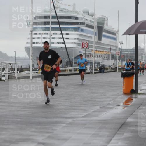 13.09.2026 - Kiel Lauf Andreas Tolksdorf http://msf.ph/oto/10408246 13.09.2026 11:41:03 Kiellinie 3970, 3, 2, 1 meine-sportfotos.de