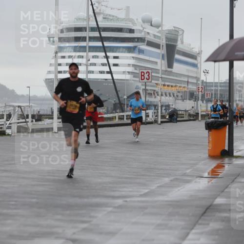 13.09.2026 - Kiel Lauf Andreas Tolksdorf http://msf.ph/oto/10408253 13.09.2026 11:41:03 Kiellinie 3, 2, 1 meine-sportfotos.de