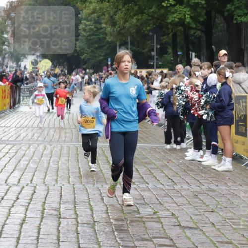 13.09.2026 - Kiel Lauf Yannick Fuchs http://msf.ph/oto/10408269 13.09.2026 09:02:29 Ziel 963, 2635, 4337, 5618, 6749, 7853, 8419, 9119, 9212, 911, 1992, 2635, 2916, 3250, 3405, 3406, 3592, 5271, 5482, 5577, 6062, 6251, 6485, 6562, 6672, 7062, 8183, 9501, 10288, 10324, 10336, 11119, 11571, 11578, 12211, 12321, 12446, 12539, 1870, 5983, 6853, 12270, 3592, 7062, 9501, 9615, 11119, 12539 meine-sportfotos.de