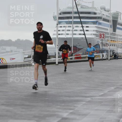 13.09.2026 - Kiel Lauf Andreas Tolksdorf http://msf.ph/oto/10408271 13.09.2026 11:41:04 Kiellinie 4, 970, 3, 2, 1 meine-sportfotos.de