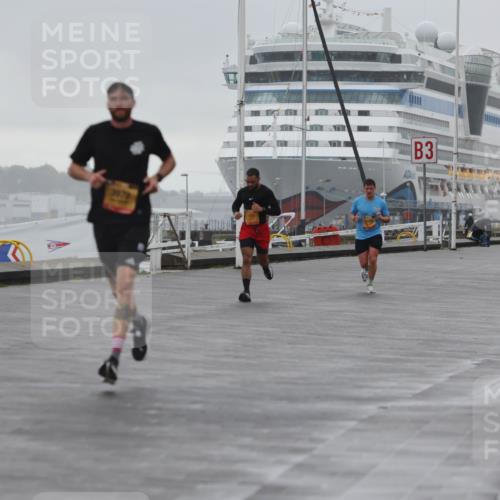 13.09.2026 - Kiel Lauf Andreas Tolksdorf http://msf.ph/oto/10408285 13.09.2026 11:41:04 Kiellinie 4, 3, 2, 1 meine-sportfotos.de
