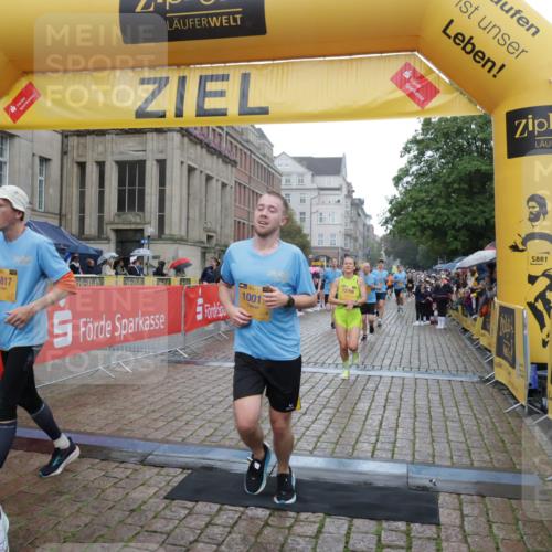 13.09.2026 - Kiel Lauf Yannick Fuchs http://msf.ph/oto/10408288 13.09.2026 10:36:06 Ziel 867, 1321, 2541, 3634, 3811, 4889, 4971, 5947, 6634, 6957, 7619, 8224, 10045, 10860, 11662, 12286, 100, 215, 343, 1376, 1993, 2116, 2248, 2494, 3124, 3790, 4538, 5151, 5698, 6085, 6645, 7215, 7280, 7721, 8002, 8079, 8393, 8415, 8432, 8557, 8660, 8747, 8973, 10483, 10701, 10835, 10998, 11181, 11363, 11567, 11903, 12766, 1003, 1278, 1477, 1653, 2286, 4029, 4078, 4172, 5466, 6763, 7158, 7252, 7920, 8554, 8579, 8743, 8923, 9201, 10075, 10852, 11145, 12022 meine-sportfotos.de