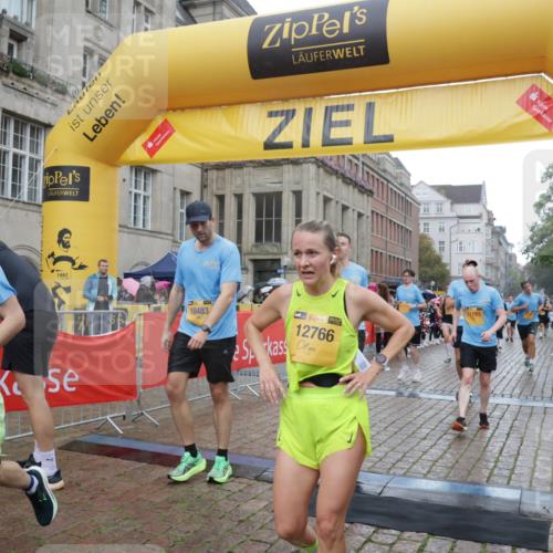 13.09.2026 - Kiel Lauf Yannick Fuchs http://msf.ph/oto/10408340 13.09.2026 10:36:09 Ziel 867, 1003, 1321, 2541, 3634, 4889, 4971, 5947, 6634, 6957, 8224, 8579, 8743, 10045, 10860, 11662, 12286, 100, 215, 343, 1376, 1993, 2116, 2248, 2494, 3124, 3790, 3811, 4538, 5151, 5698, 6085, 6645, 7215, 7280, 7619, 7721, 8002, 8079, 8393, 8415, 8432, 8557, 8660, 8747, 10483, 10701, 10835, 10998, 11567, 11903, 1278, 1477, 1653, 2286, 2380, 4029, 4078, 4172, 5466, 6763, 7158, 7252, 7920, 8242, 8554, 8923, 9201, 10075, 10852, 11145, 12022, 100, 1993, 3790 meine-sportfotos.de