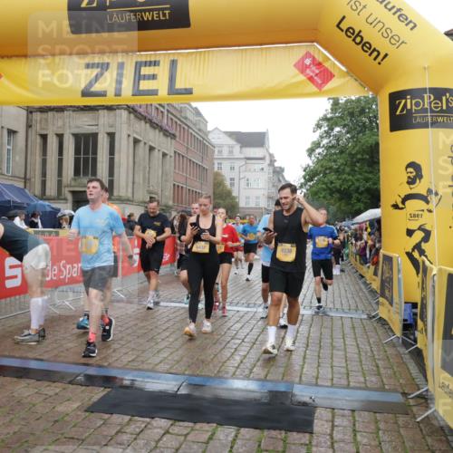 13.09.2026 - Kiel Lauf Yannick Fuchs http://msf.ph/oto/10408482 13.09.2026 10:36:17 Ziel 1003, 1477, 1653, 2286, 4078, 4172, 4971, 7158, 7920, 8224, 8554, 8579, 8743, 9201, 10045, 10075, 10852, 10860, 11145, 12022, 215, 343, 867, 1321, 2116, 2248, 2494, 2541, 3634, 3811, 4889, 5947, 6085, 6634, 6645, 6957, 7215, 7619, 7721, 8002, 8393, 8415, 8557, 8747, 10701, 10835, 10998, 11567, 11662, 11903, 12286, 1278, 1534, 1584, 2095, 2380, 2425, 2571, 4029, 5045, 5466, 5541, 5574, 6763, 7252, 8242, 8923, 11113, 100, 215, 1376, 1993, 2116, 2248, 3124, 3790, 6085, 6645 meine-sportfotos.de