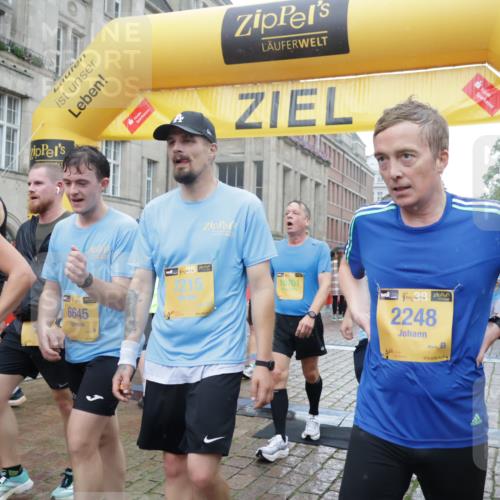13.09.2026 - Kiel Lauf Yannick Fuchs http://msf.ph/oto/10408532 13.09.2026 10:36:23 Ziel 1003, 1278, 1477, 1653, 2286, 2380, 4029, 4078, 4172, 5466, 6763, 7158, 7252, 7920, 8242, 8554, 8743, 8923, 9201, 10075, 10852, 11145, 12022, 343, 867, 1003, 1321, 2494, 2541, 3634, 3811, 4889, 4971, 5947, 6634, 6957, 7619, 7721, 8224, 8393, 8557, 8579, 8747, 10045, 10835, 10860, 10998, 11662, 11903, 12286, 1534, 1584, 2095, 2425, 2571, 2966, 4692, 5045, 5541, 5574, 6309, 7177, 7312, 8494, 9352, 9554, 11113, 215, 2116, 2248, 6085, 6645, 7721, 8747, 10835, 11567 meine-sportfotos.de