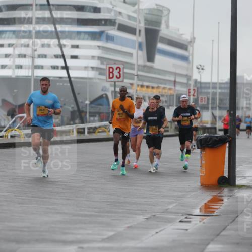 13.09.2026 - Kiel Lauf Andreas Tolksdorf http://msf.ph/oto/10408568 13.09.2026 11:41:20 Kiellinie 3971, 3, 6871, 10494, 12309, 2, 81, 10638 meine-sportfotos.de