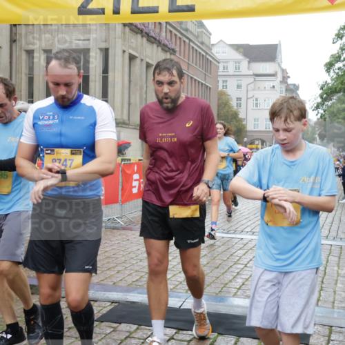 13.09.2026 - Kiel Lauf Yannick Fuchs http://msf.ph/oto/10408612 13.09.2026 10:36:27 Ziel 1278, 1477, 1653, 2286, 2380, 2425, 4029, 4078, 4172, 5045, 5466, 6763, 7158, 7252, 8242, 8923, 9201, 10075, 10852, 11145, 343, 867, 1003, 1321, 2494, 2541, 3634, 3811, 4889, 4971, 5947, 6634, 6957, 7619, 7920, 8224, 8393, 8554, 8557, 8579, 8743, 10045, 10075, 10860, 10998, 11662, 12022, 12286, 229, 1534, 1584, 2095, 2571, 2966, 4692, 5541, 5574, 6309, 7177, 7312, 8494, 8760, 9352, 9554, 11113, 11619, 12104, 343, 2116, 2494, 6085, 7721, 8393, 8557, 8747, 10835, 11567 meine-sportfotos.de