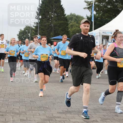 13.09.2026 - Kiel Lauf Andreas Tolksdorf http://msf.ph/oto/10408630 13.09.2026 10:00:29 Kiellinie 5934 meine-sportfotos.de