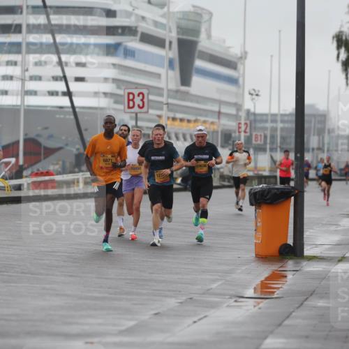 13.09.2026 - Kiel Lauf Andreas Tolksdorf http://msf.ph/oto/10408640 13.09.2026 11:41:21 Kiellinie 3971, 6871, 3, 10494, 12, 10638, 2 meine-sportfotos.de