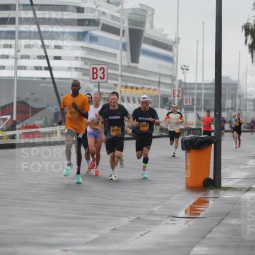 13.09.2026 - Kiel Lauf Andreas Tolksdorf http://msf.ph/oto/10408649 13.09.2026 11:41:22 Kiellinie 3971, 6871, 3, 10494, 10638, 12309, 2, 1 meine-sportfotos.de